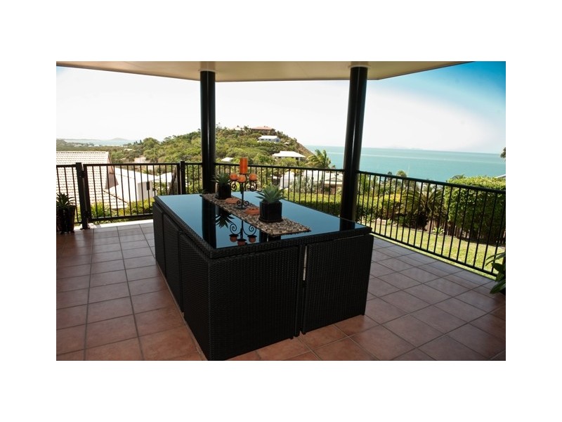 14 Sunrise Place, Blacks Beach QLD 4740