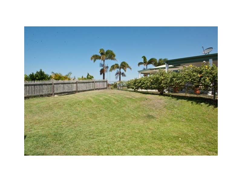 14 Sunrise Place, Blacks Beach QLD 4740