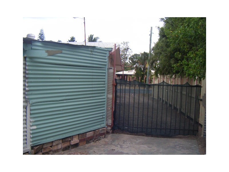 24 Downie Avenue, Bucasia QLD 4750