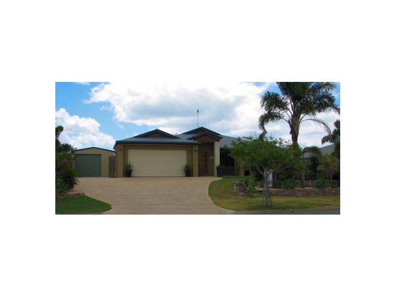 20 Slater Ave, Blacks Beach QLD 4740
