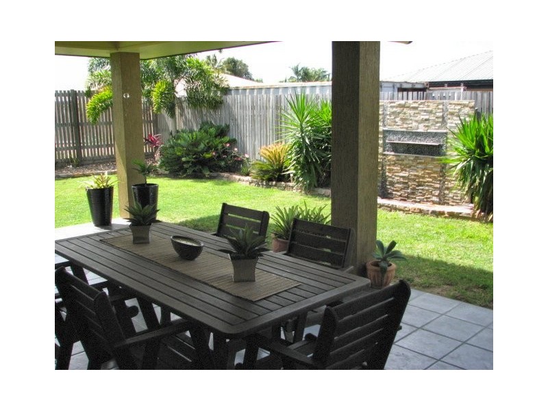 20 Slater Ave, Blacks Beach QLD 4740