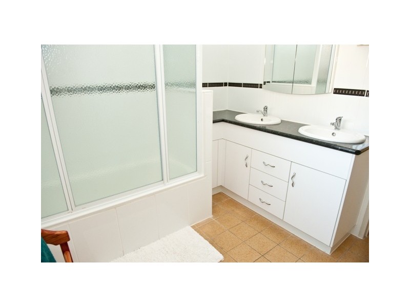 12 Flors Avenue, Mount Pleasant QLD 4740