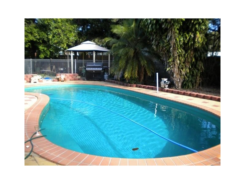 9 Marrau Crt, Slade Point QLD 4740
