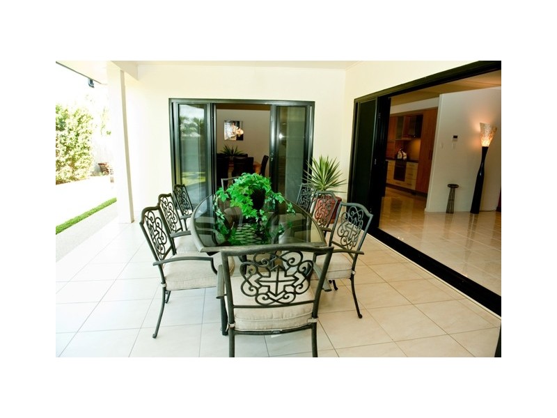 13 Bonsai Court, Glenella QLD 4740