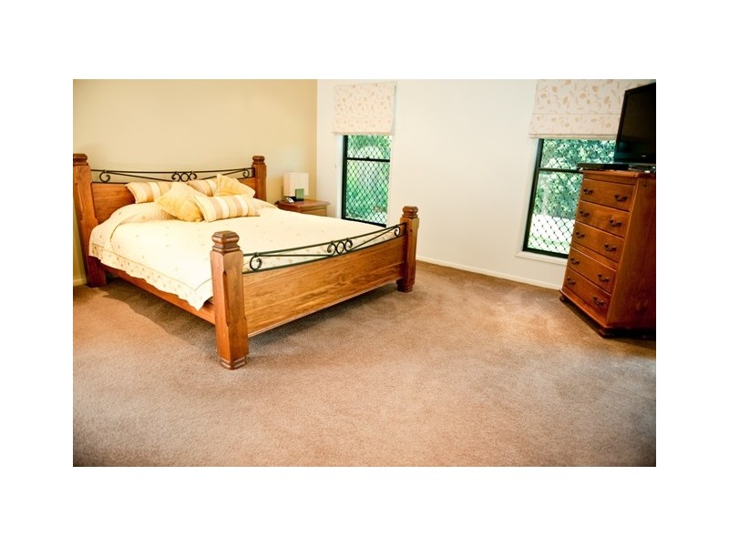 13 Bonsai Court, Glenella QLD 4740