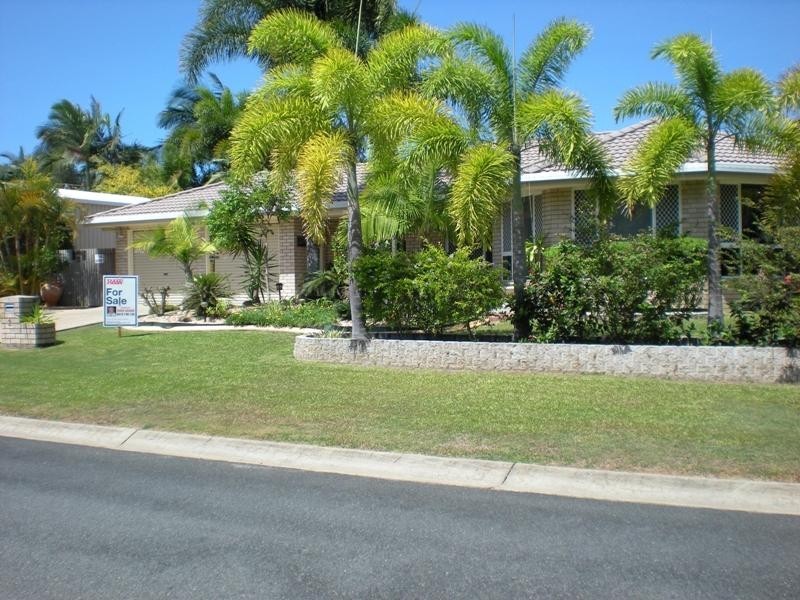 27 McCormack Avenue, Rural View QLD 4740