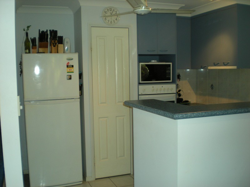 27 McCormack Avenue, Rural View QLD 4740