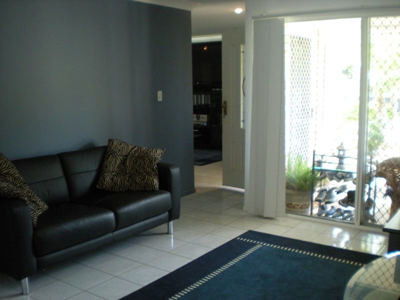 27 McCormack Avenue, Rural View QLD 4740