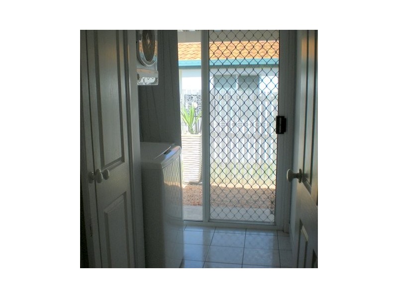 27 McCormack Avenue, Rural View QLD 4740