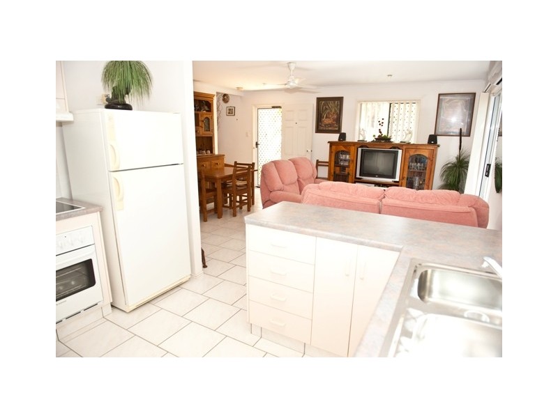 Unit 7 / 7 Meadow Street, North Mackay QLD 4740