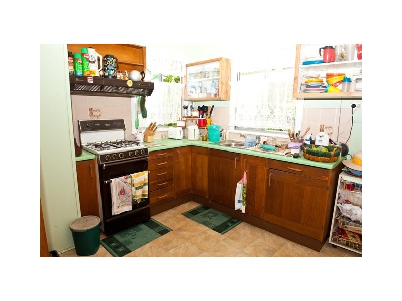 37 Perry Street, West Mackay QLD 4740