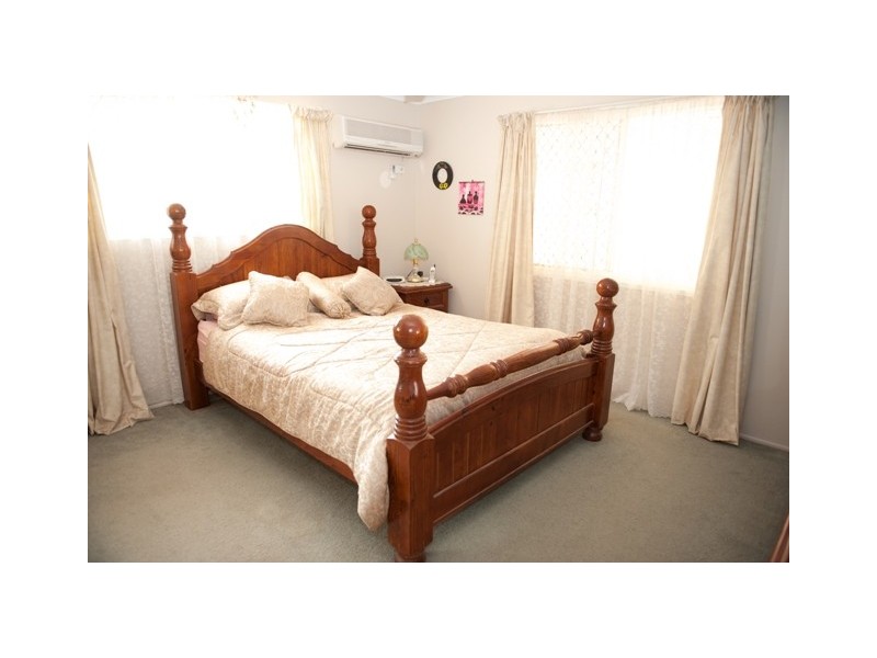 32 Crispin Drive, Mount Pleasant QLD 4740