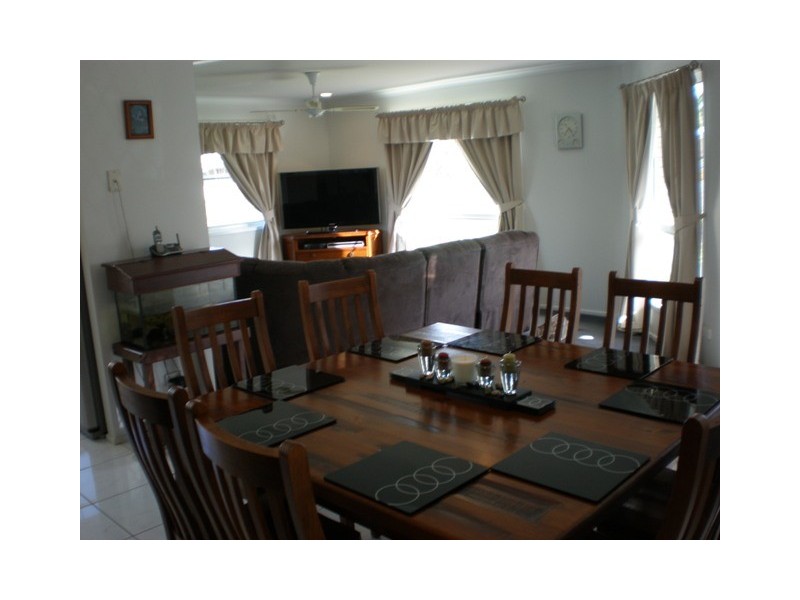 84 Bradman Drive, Glenella QLD 4740