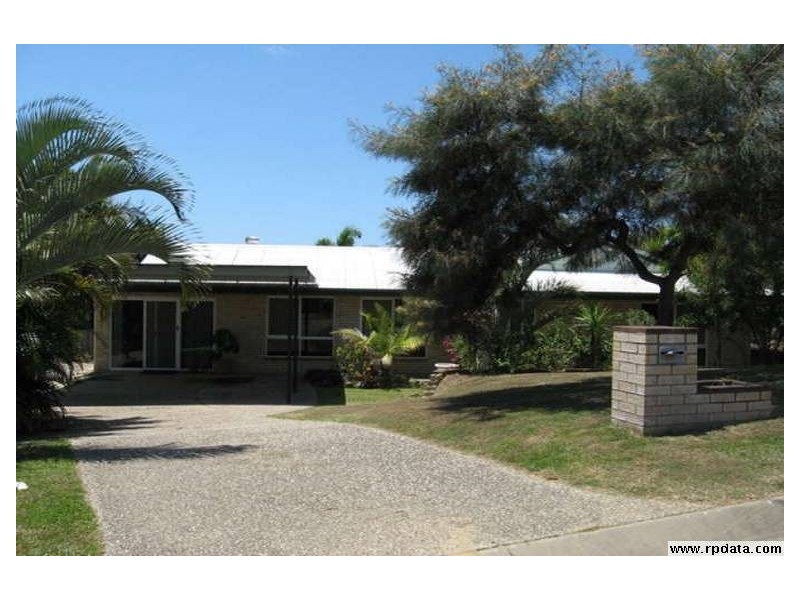 14  Woodlands Drive, Eimeo QLD 4740