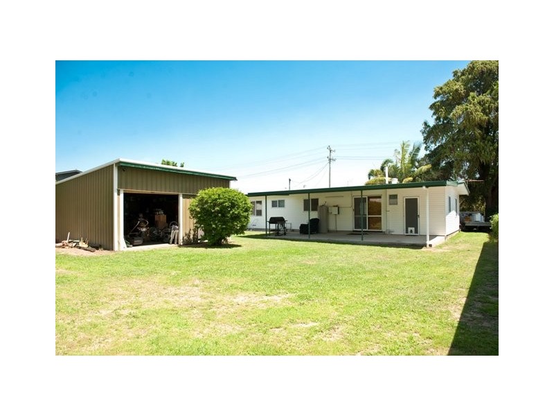 6 Eaglemount Road, Andergrove QLD 4740