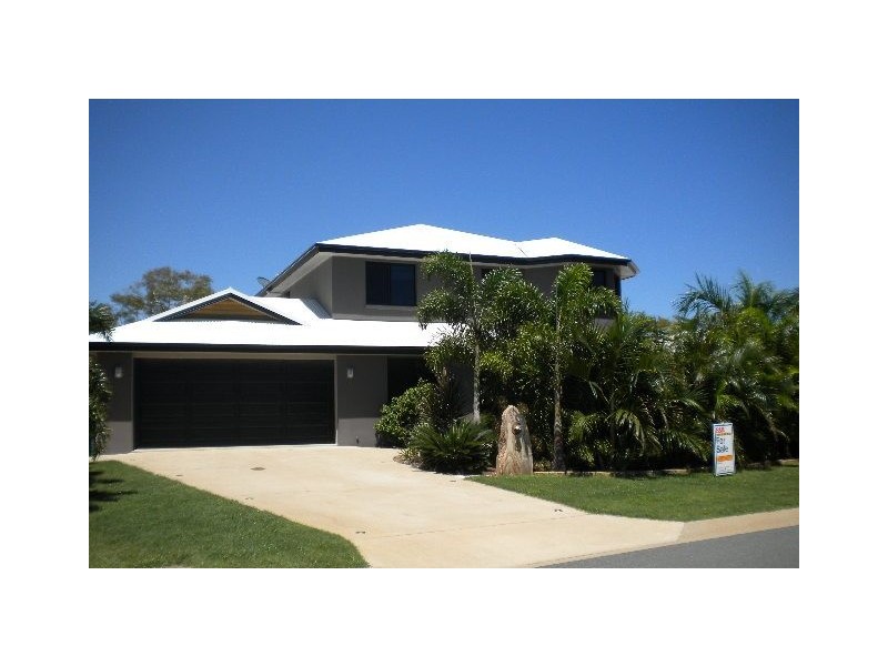 8 Friarbird, Blacks Beach QLD 4740