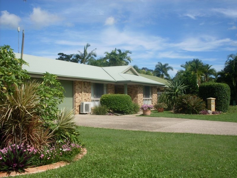 3 Frank Cowley Drive, Glenella QLD 4740