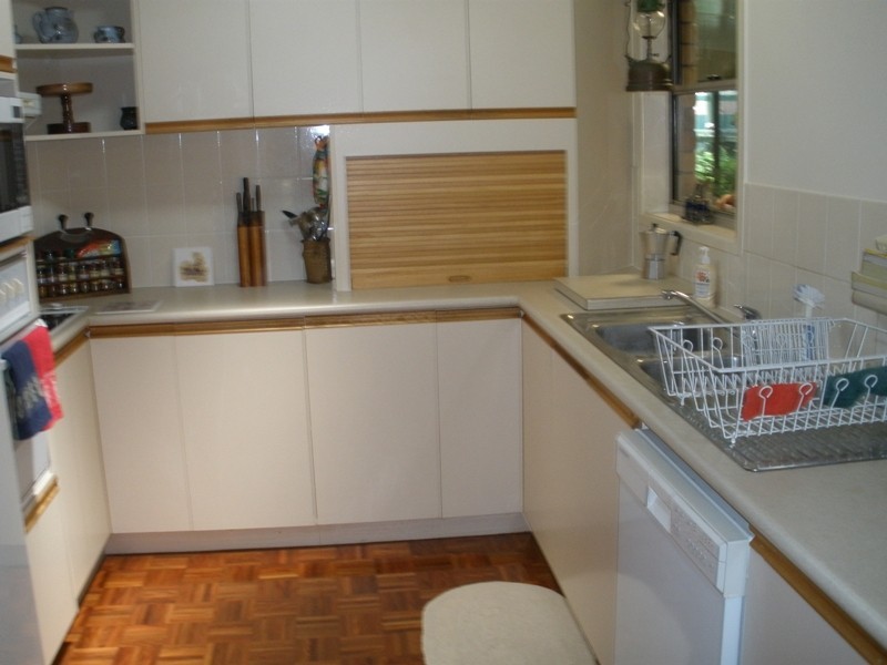 3 Frank Cowley Drive, Glenella QLD 4740