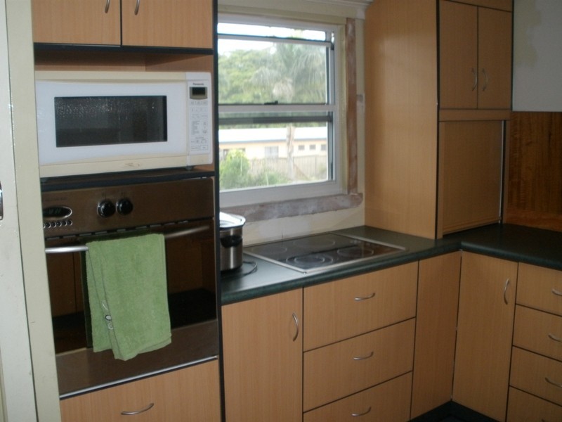 375 Shakespeare Street, West Mackay QLD 4740