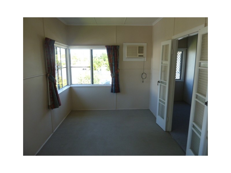 14 Edmond Street, West Mackay QLD 4740