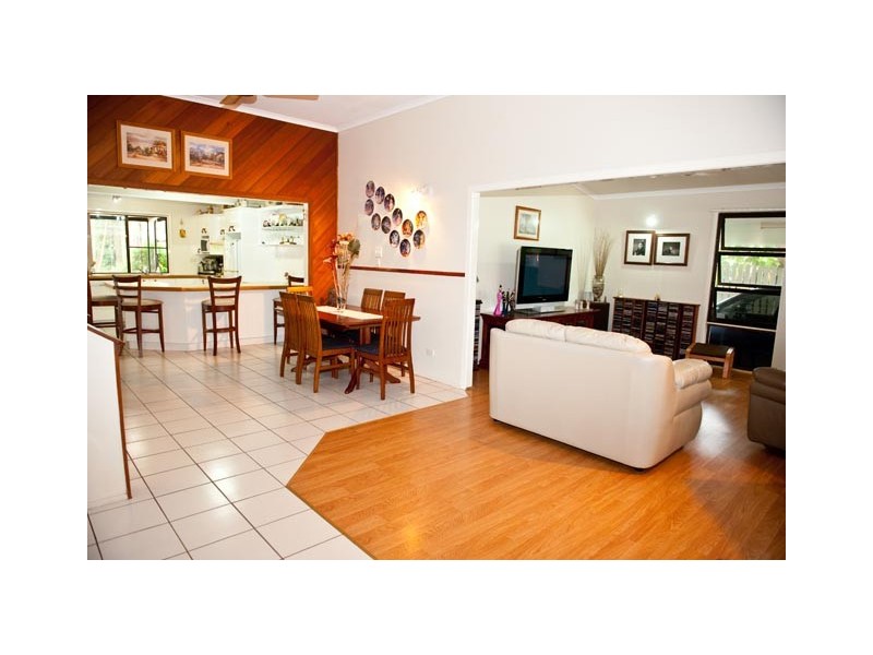 40 Blacks Beach Road, Blacks Beach QLD 4740