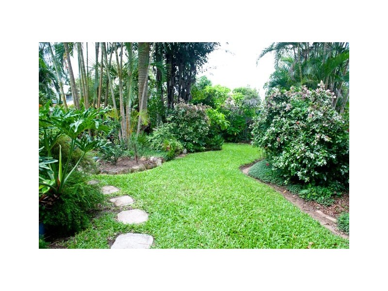 40 Blacks Beach Road, Blacks Beach QLD 4740