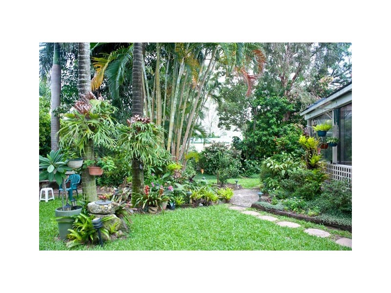 40 Blacks Beach Road, Blacks Beach QLD 4740