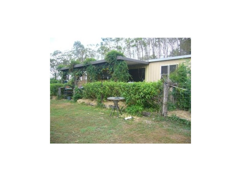 113  Lawrie Road, Sarina QLD 4737