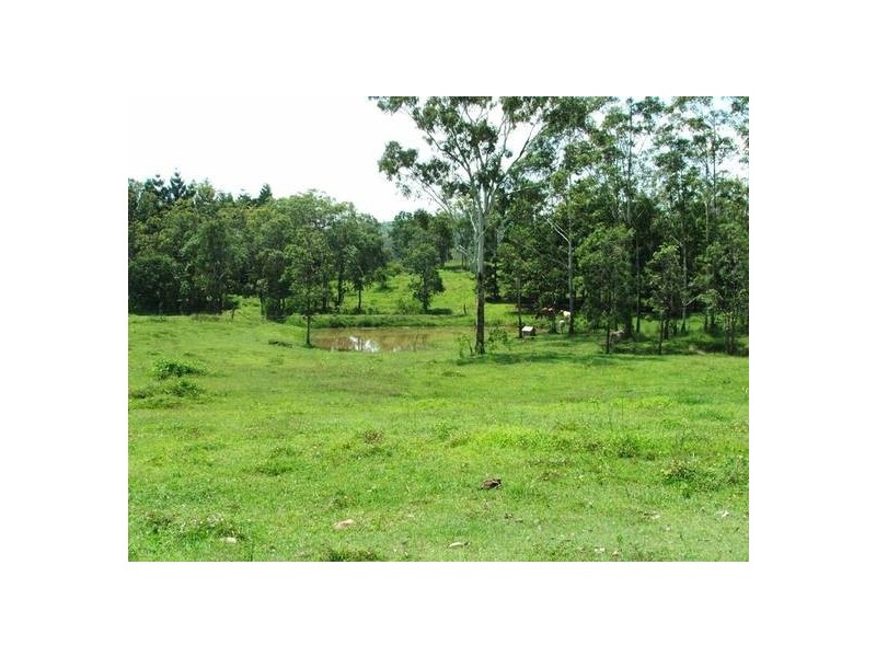 113  Lawrie Road, Sarina QLD 4737