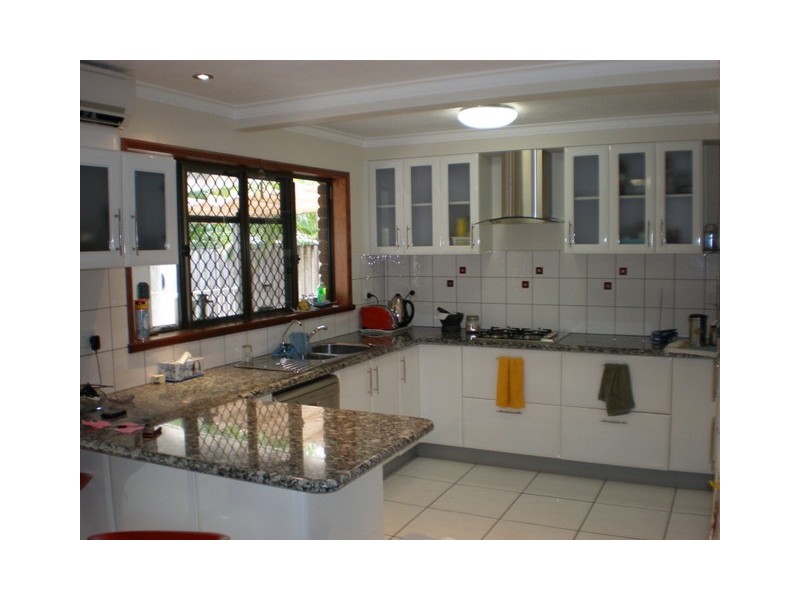 5 Belbin Street, Blacks Beach QLD 4740