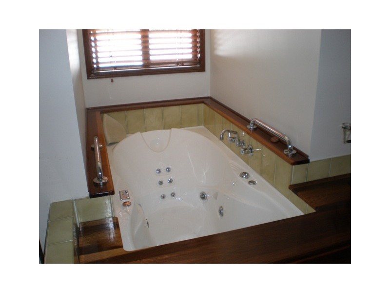 5 Belbin Street, Blacks Beach QLD 4740