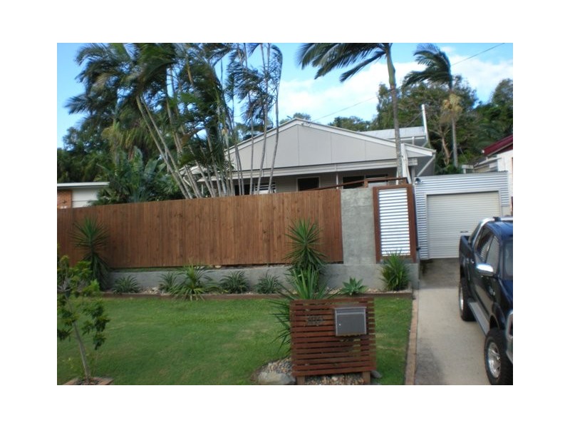 102 MANGO AVENUE, Eimeo QLD 4740