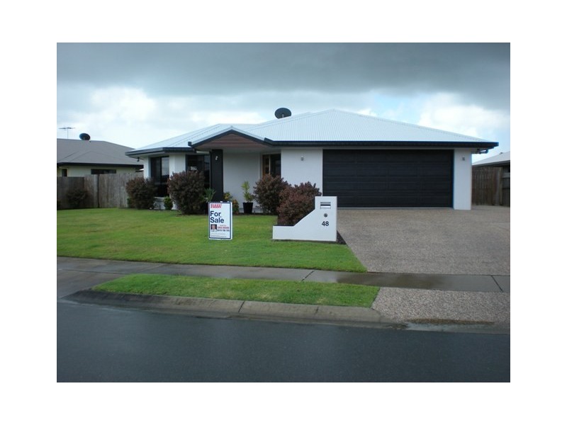 48 VICTOR AVENUE, Glenella QLD 4740