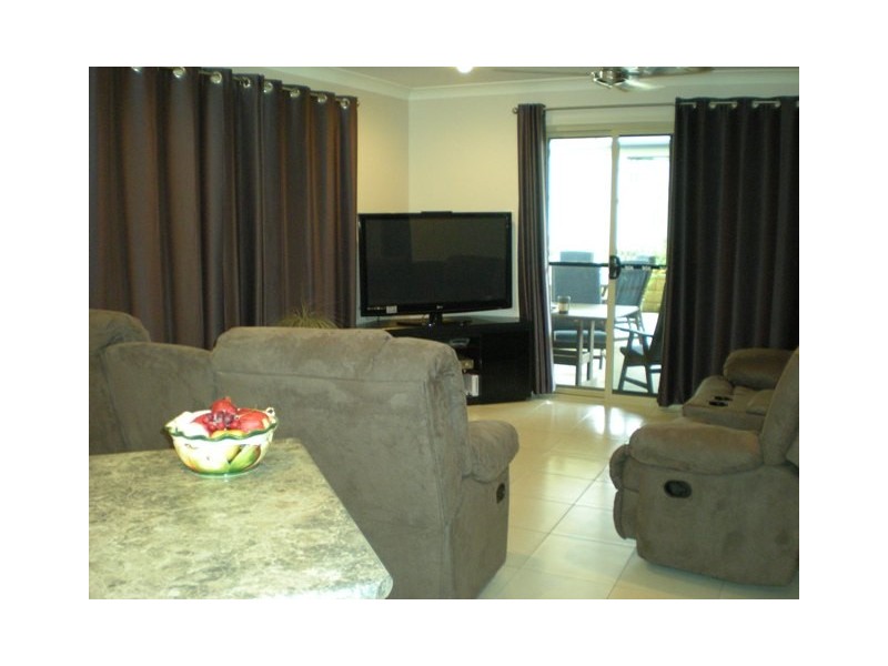 43 SLATER AVENUE, Blacks Beach QLD 4740