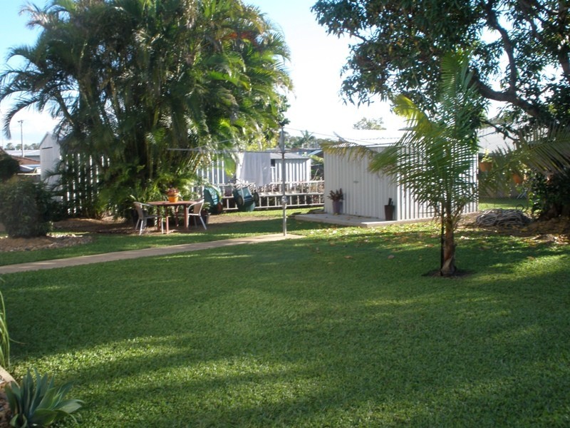 13 Hassen Crt, Mount Pleasant QLD 4740
