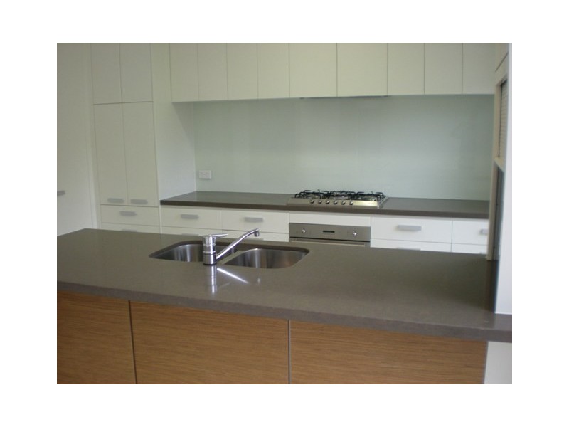 UNIT 4 BELANGASON WAY, Shoal Point QLD 4750