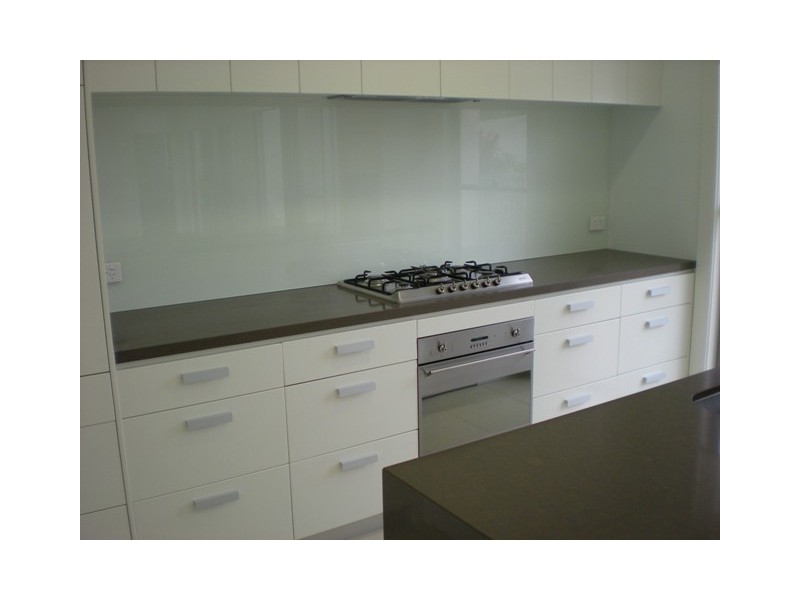 UNIT 4 BELANGASON WAY, Shoal Point QLD 4750