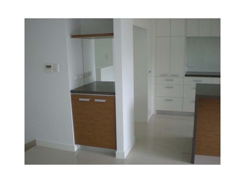 UNIT 4 BELANGASON WAY, Shoal Point QLD 4750