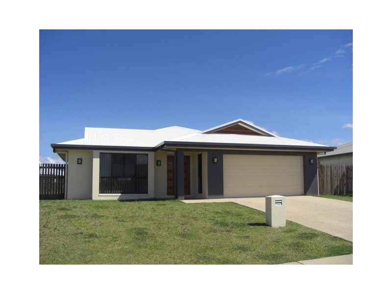 44 Gingham Street, Glenella QLD 4740