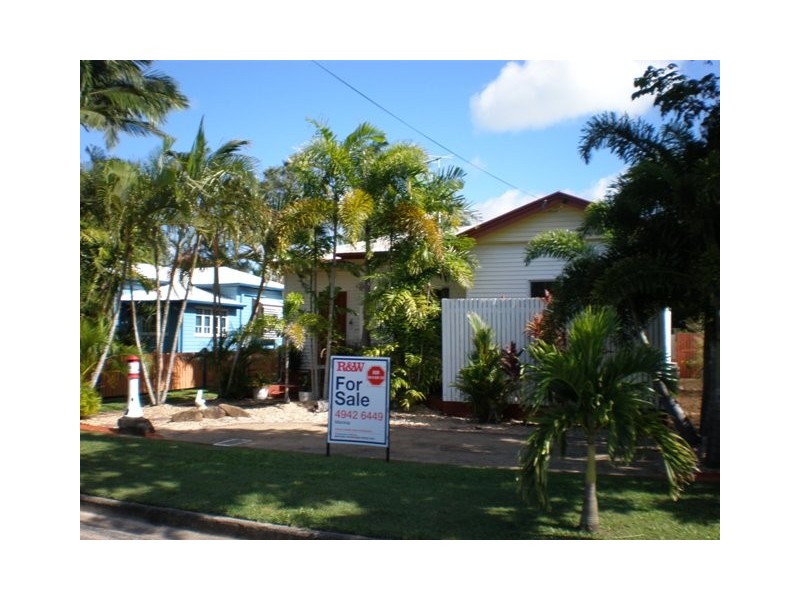 43 Lloyd Street, West Mackay QLD 4740