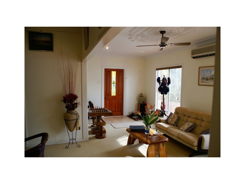 43 Lloyd Street, West Mackay QLD 4740