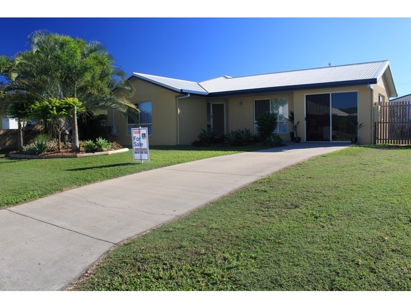 17 BLACKMUR STREET, Marian QLD 4753