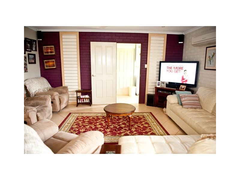 23 Border Street, Glenella QLD 4740