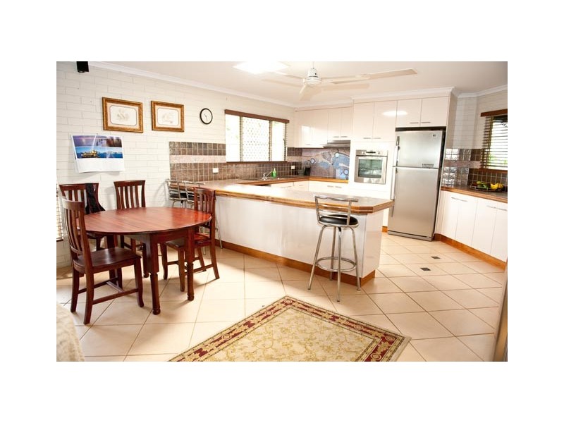 23 Border Street, Glenella QLD 4740