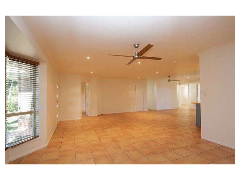 75 Slater Avenue, Blacks Beach QLD 4740