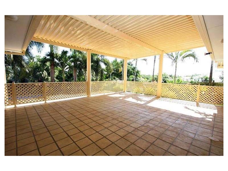 75 Slater Avenue, Blacks Beach QLD 4740
