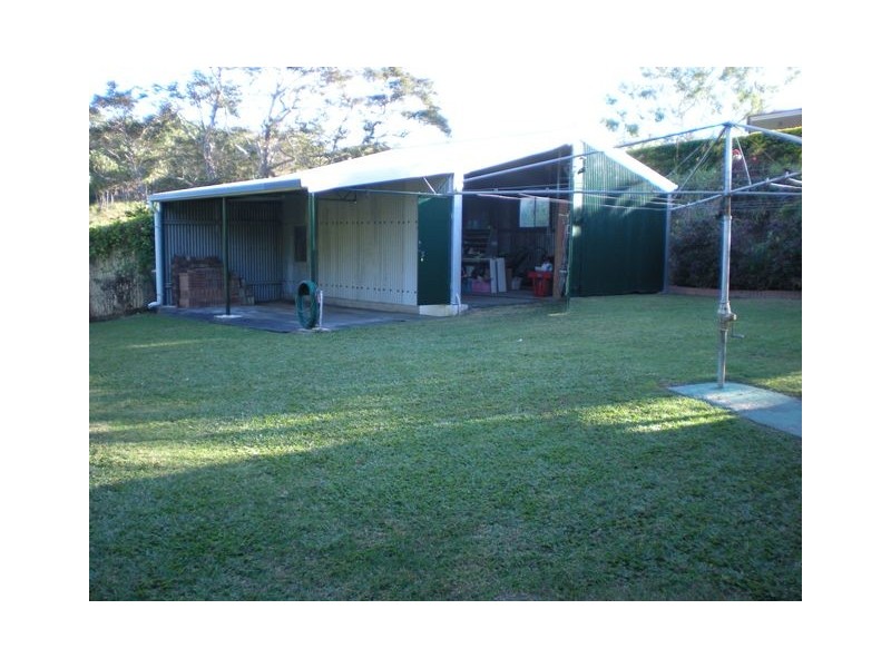 69 Barnes Road, Glenella QLD 4740