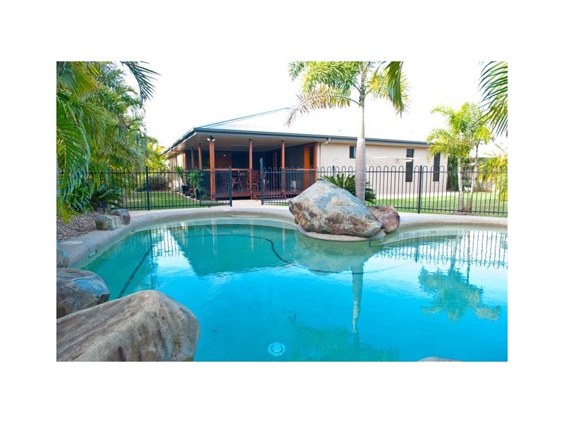 94 Wheeler Drive, Glenella QLD 4740