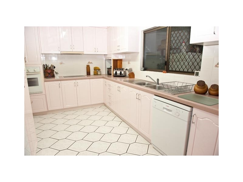 60 Hart Street, South Mackay QLD 4740