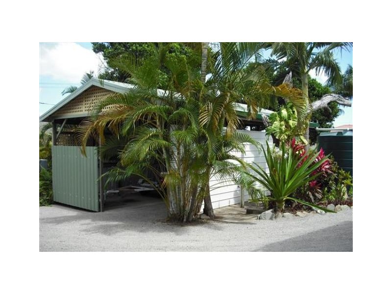 6 BAXTER AVENUE, Whitsundays QLD 4802